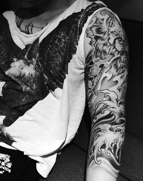 Water Wave Men's Tattoos