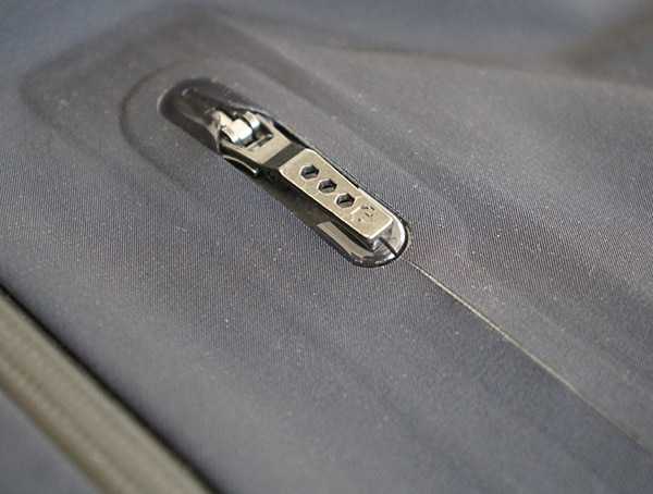 Waterproof Chest Zipper Closed Mens Descente Octane 3l Shell Jacket