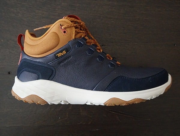 Waterproof Leather Upper Arrowood 2 Mid Mens Boots