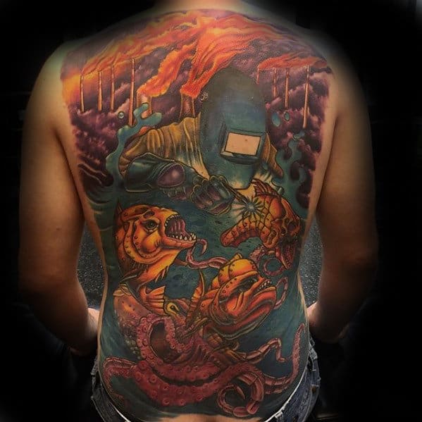 Welder Underwater Guys Cool Creative Back Tattoos