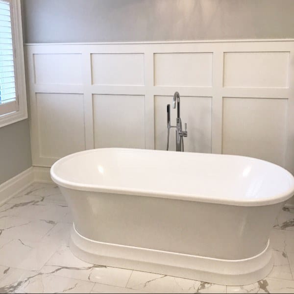 white wainscoting bathroom around bath tub