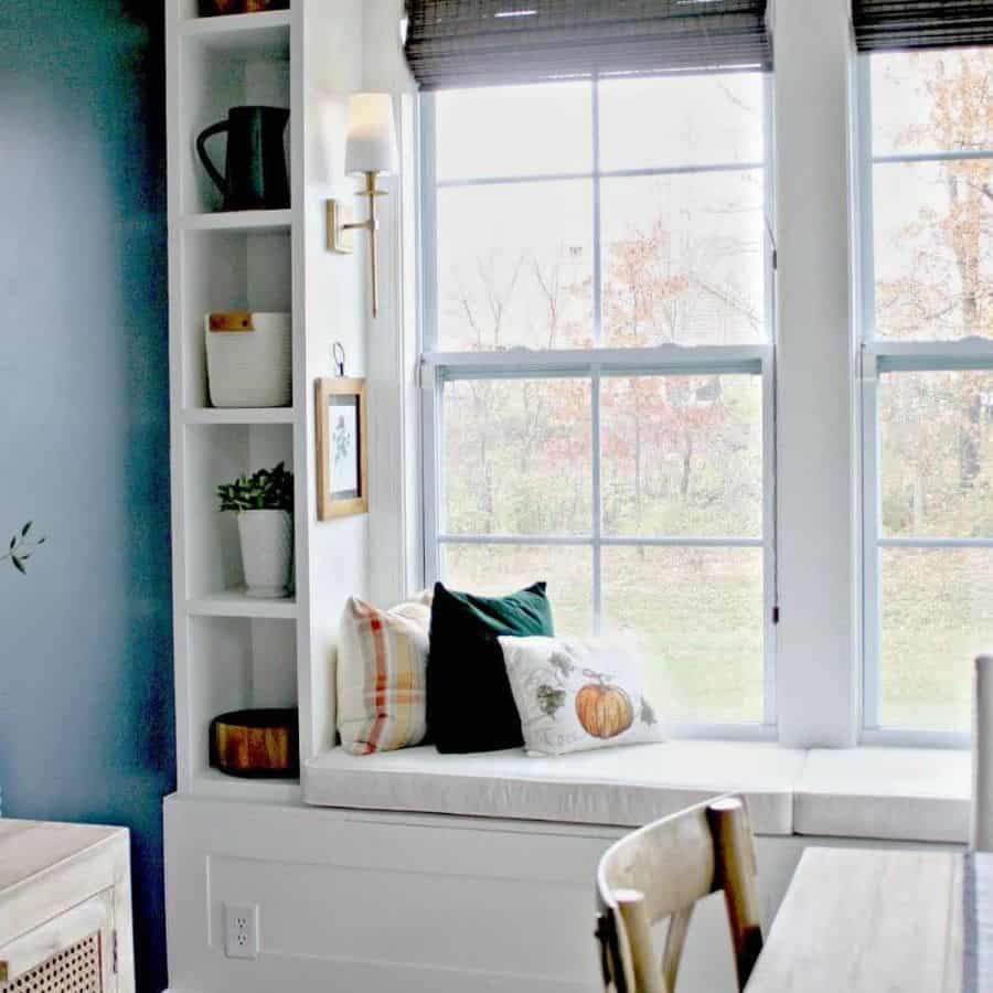 bedroom window seat