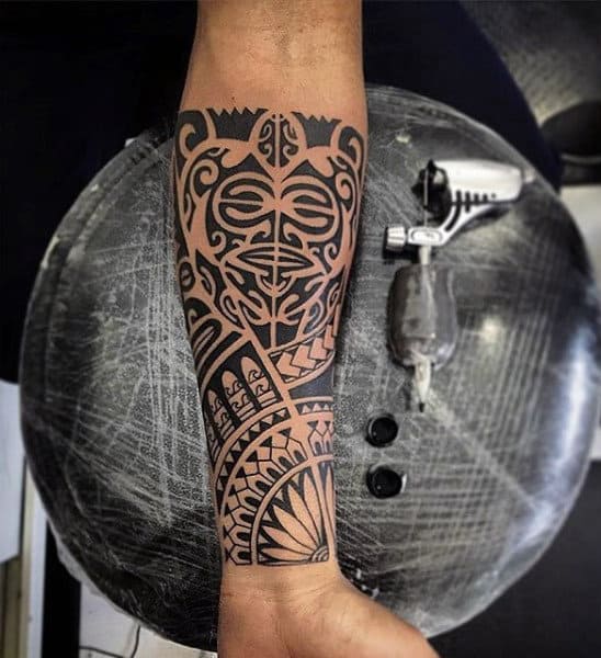 Wrist Maori Male Tattoos
