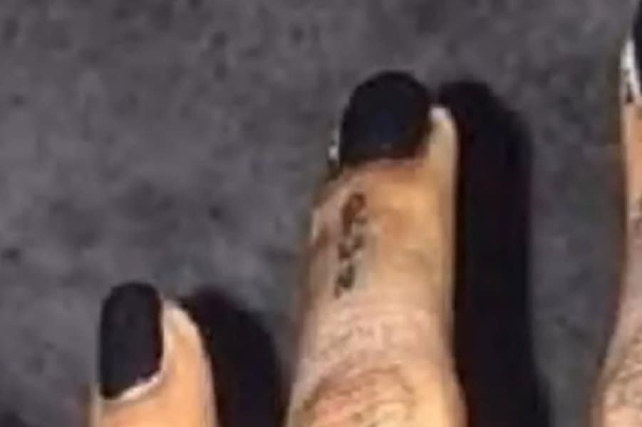 "Run" Finger Tattoo