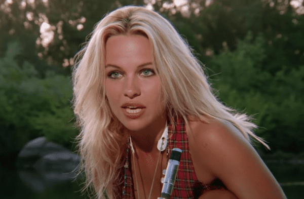 young-pamela-andeson-2