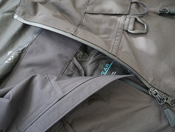 Zippered Main Section Waist Tobe Novo Bib